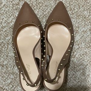 Natural colored sling back pumps! 3 inch heel. Worn, but no scratches or marks!